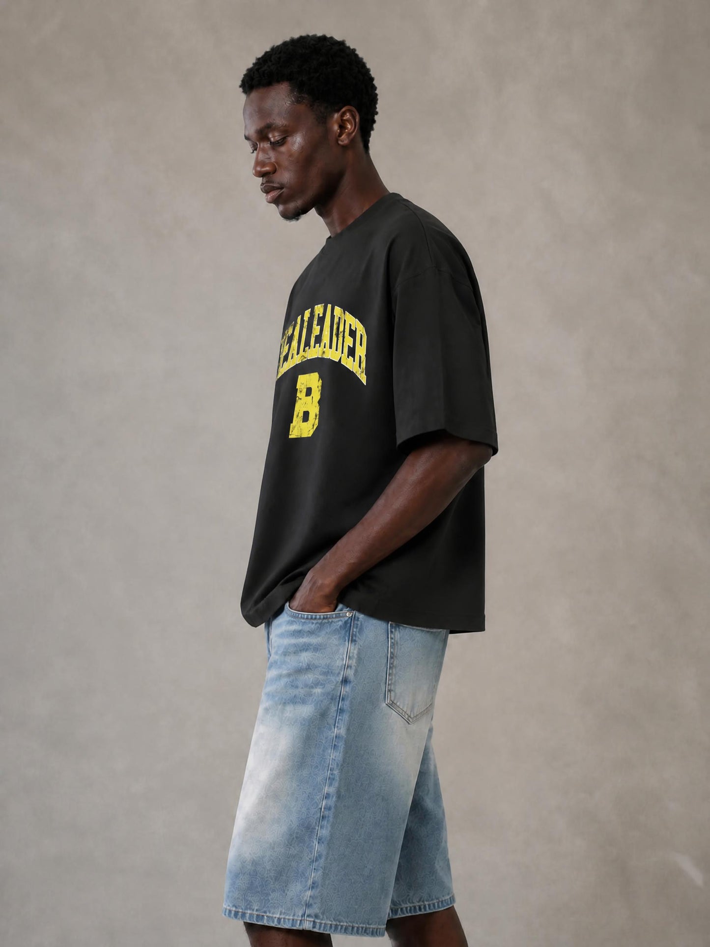 BEALEADER "heavy varsity" T-shirt